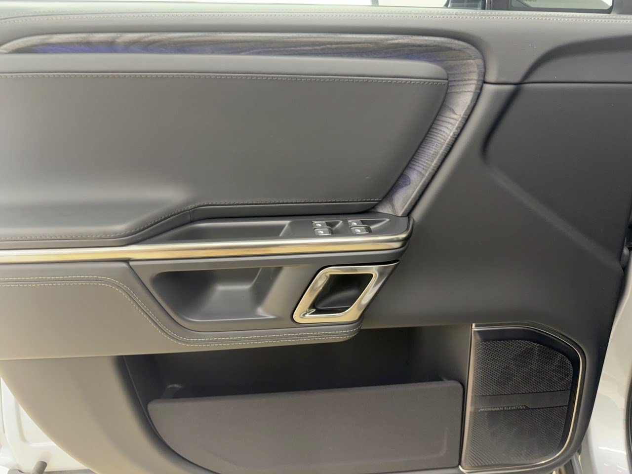 Used 2022 Rivian R1S Launch Edition Quad AWD/4WD image 14