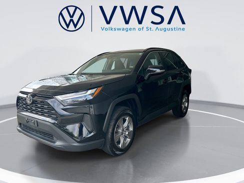 Used 2024 Toyota RAV4 XLE FWD image 3