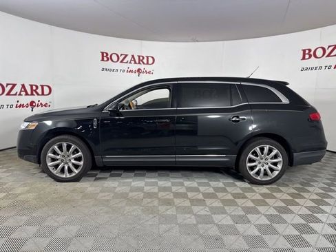 Used 2011 Lincoln MKT 2WD w/ 101A Rapid Spec Order Code image 5