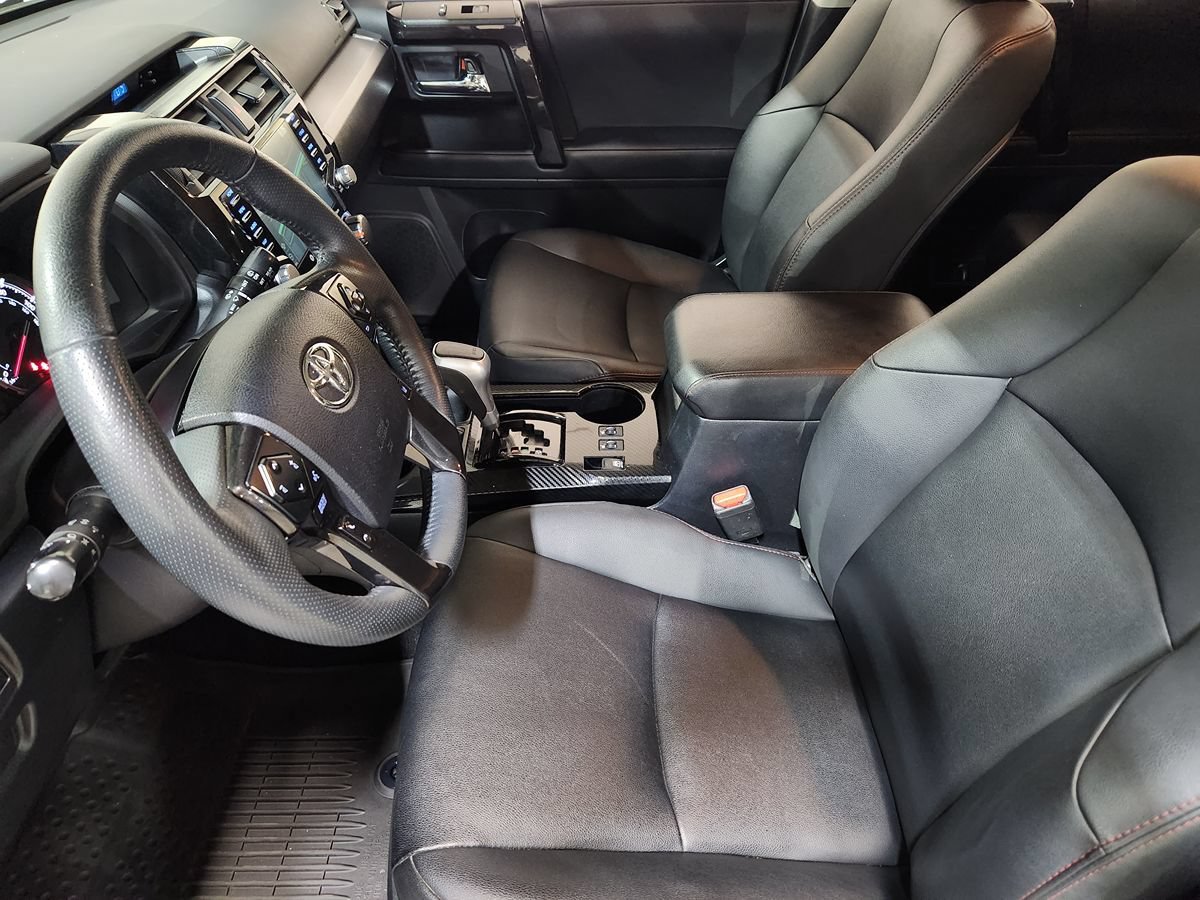 Used 2021 Toyota 4Runner TRD Off-Road Premium AWD/4WD image 26