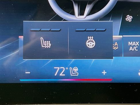 New 2025 BMW X1 xDrive28i w/ Technology Package image 23