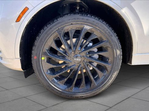 New 2026 Lincoln Aviator Reserve w/ Luxury Package image 11