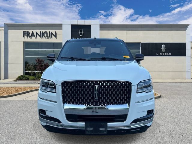 Used 2024 Lincoln Navigator Black Label AWD/4WD image 2