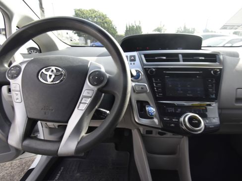 Used 2015 Toyota Prius V Two image 7