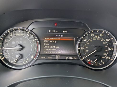 Used 2023 Nissan Armada SL w/ Captain's Chairs Package image 25