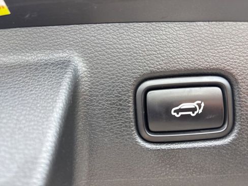 Used 2022 Kia Telluride SX image 11