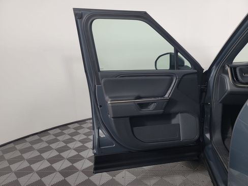Used 2025 Rivian R1S Adventure AWD/4WD image 16