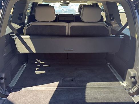 Used 2024 Rivian R1S Adventure AWD/4WD image 21