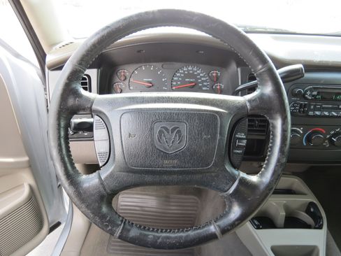 Used 2003 Dodge Dakota Sport image 12