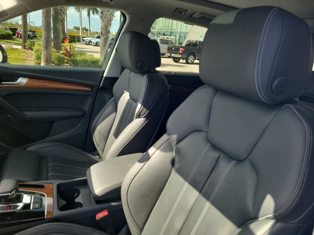 Certified 2023 Audi Q5 2.0T Premium Plus w/ Premium Plus Package AWD/4WD image 16