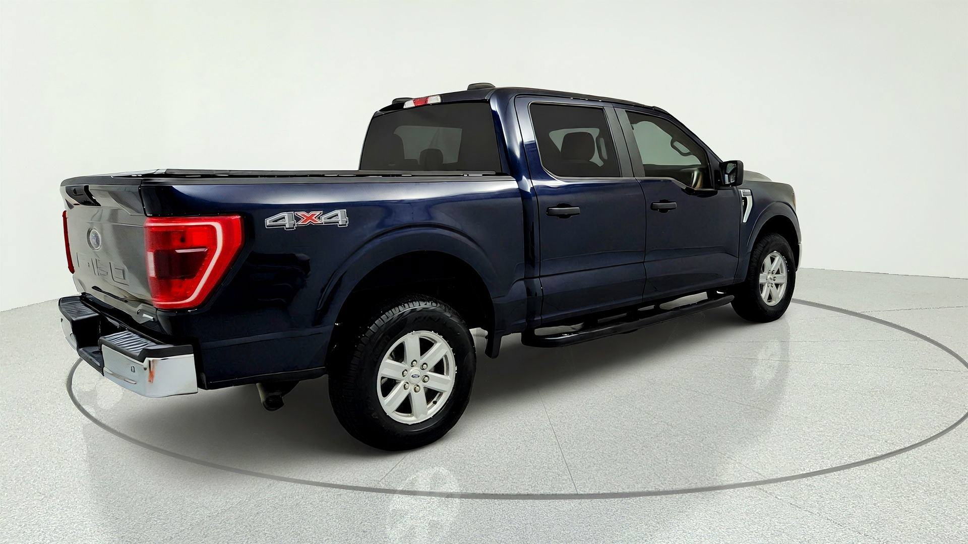 Used 2023 Ford F150 XLT AWD/4WD image 5