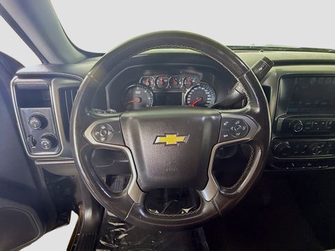 Used 2018 Chevrolet Silverado 1500 LT w/ All Star Edition image 13