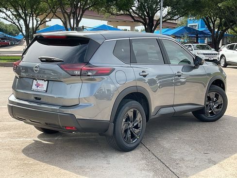 New 2026 Nissan Rogue SV FWD image 5