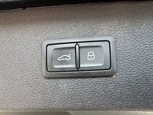 Used 2016 Audi RS 7 Prestige image 40