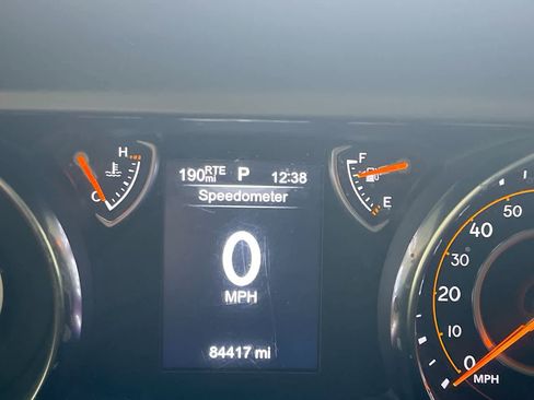 Used 2019 Jeep Wrangler Unlimited Sport S AWD/4WD image 15