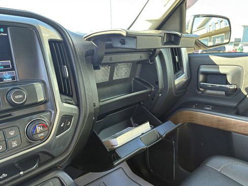Used 2015 Chevrolet Silverado 1500 LTZ image 35
