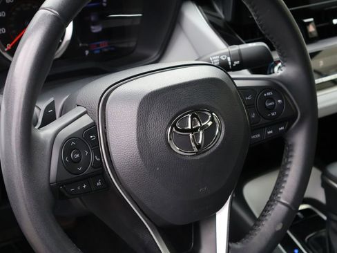 Used 2022 Toyota Corolla SE FWD image 17