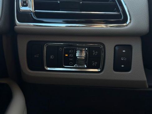 Certified 2024 Lincoln Navigator Reserve image 36