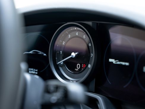 Used 2020 Porsche 911 Carrera image 42