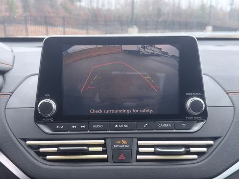 Used 2020 Nissan Altima 2.5 SR w/ Premium Package image 36