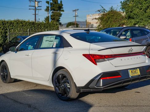 New 2026 Hyundai Elantra SEL Sport Premium image 6