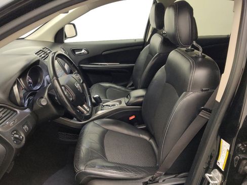 Used 2019 Dodge Journey Crossroad image 17