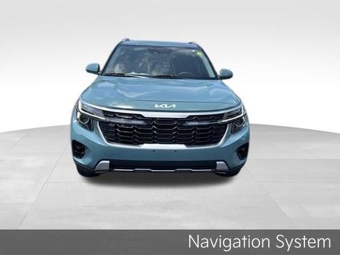 Certified 2024 Kia Seltos EX AWD/4WD image 3