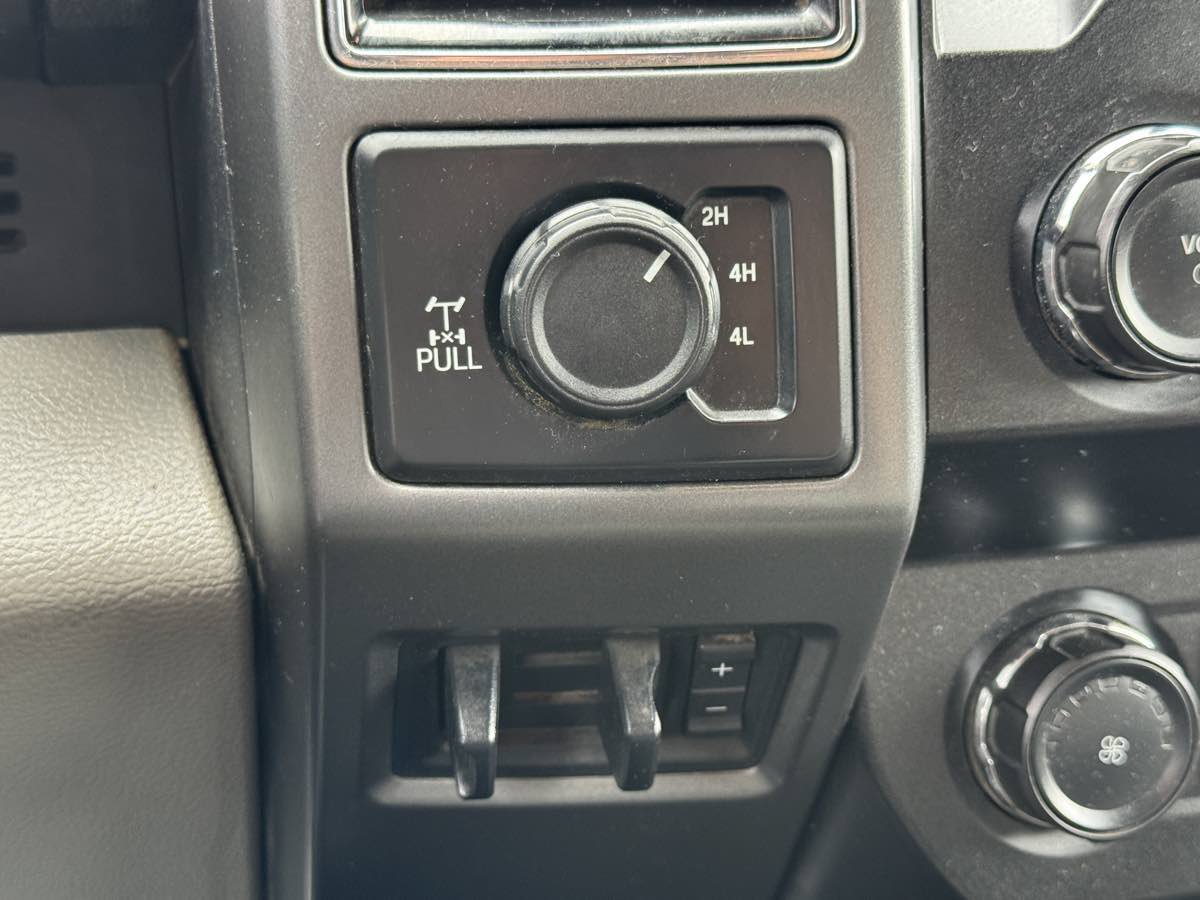 Used 2019 Ford F350 XLT w/ XLT Value Package AWD/4WD image 30
