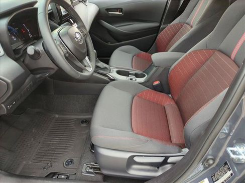 Used 2026 Toyota Corolla SE FWD image 15