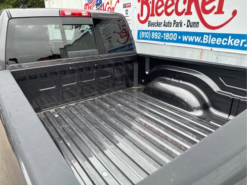 Used 2023 RAM 1500 Classic SLT w/ Trailer & Traction Group AWD/4WD image 19