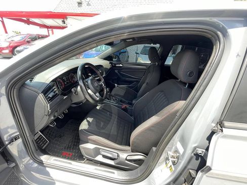 Used 2019 Volkswagen Jetta GLI FWD image 5