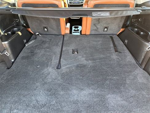 Used 2019 Toyota Highlander Limited image 11