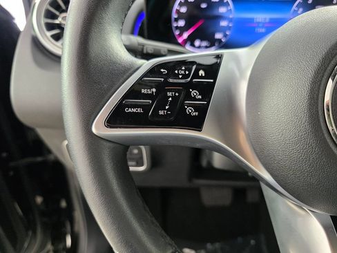 Certified 2025 Mercedes-Benz GLB 250 image 17
