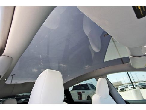 Used 2026 Tesla Model Y 2WD image 25