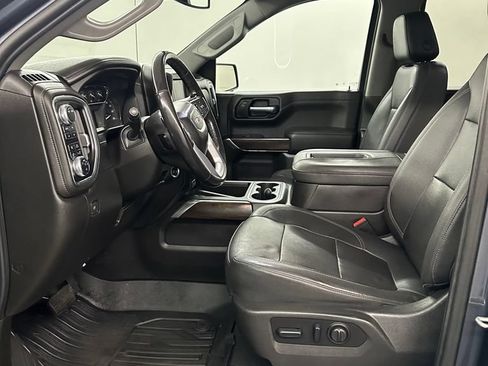Used 2022 GMC Sierra 1500 SLT w/ SLT Premium Plus Package AWD/4WD image 11