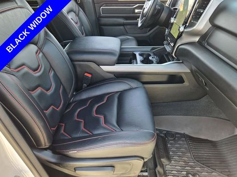 Used 2022 RAM 1500 Big Horn AWD/4WD image 12