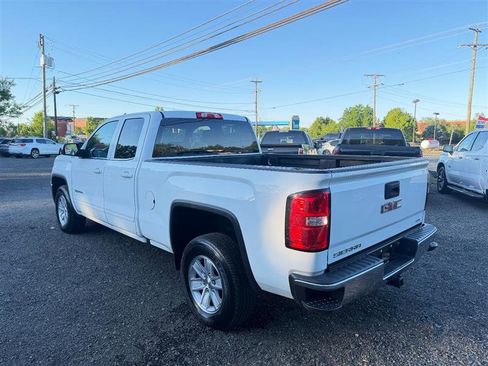 Used 2017 GMC Sierra 1500 SLE w/ SLE Value Package image 7