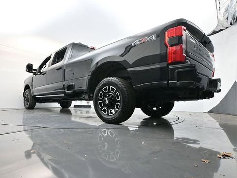 New 2026 Ford F250 Platinum image 30