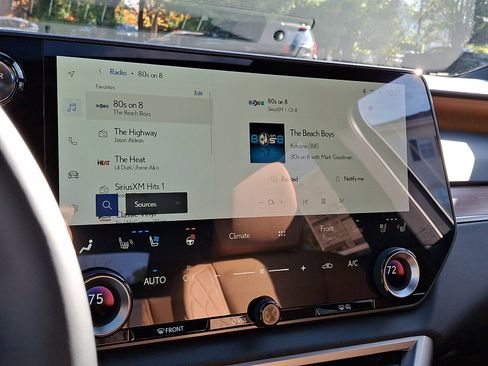 New 2026 Lexus RX 450h AWD image 12