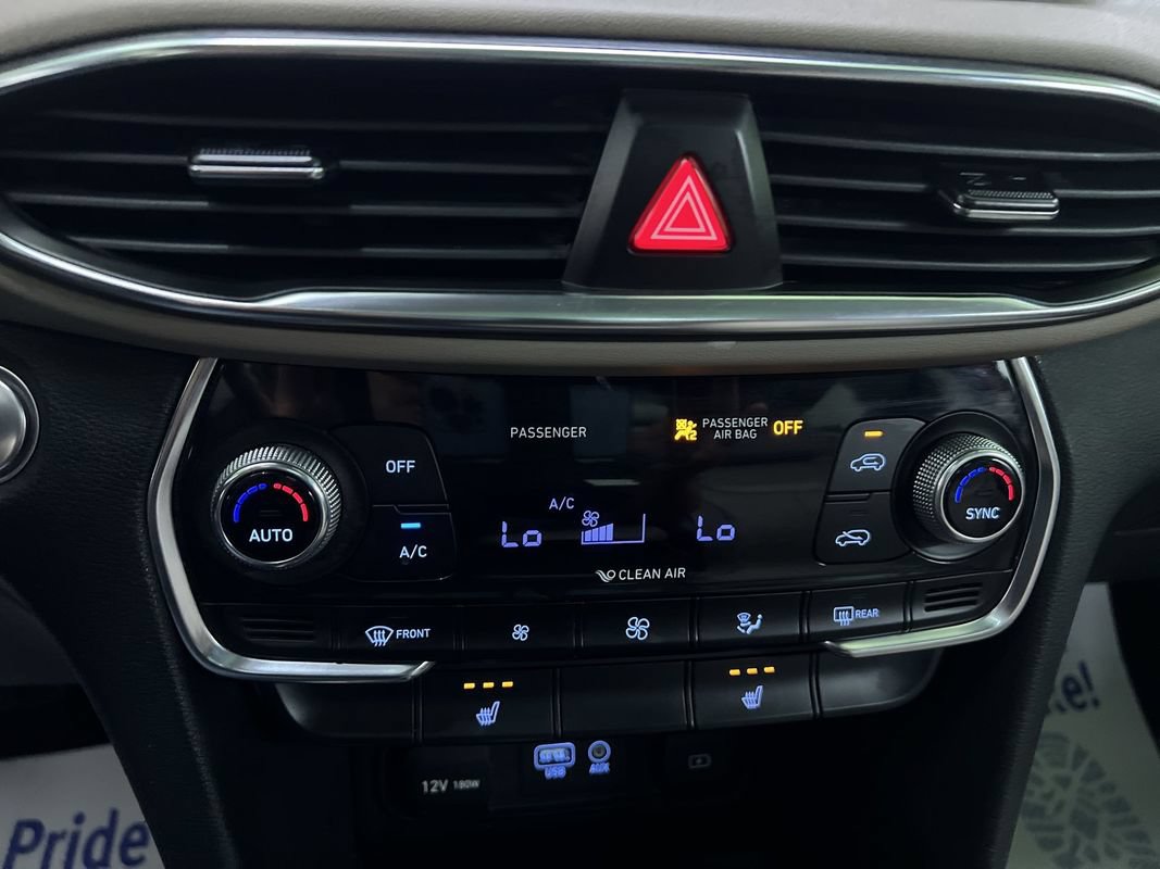Used 2019 Hyundai Santa Fe Limited AWD/4WD image 23