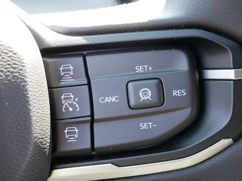 New 2026 Jeep Cherokee Laredo AWD/4WD image 19