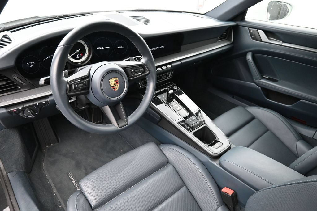 Certified 2023 Porsche 911 Carrera RWD image 4