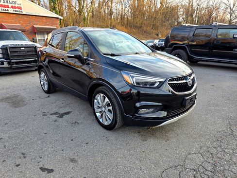 Used 2017 Buick Encore Essence image 3