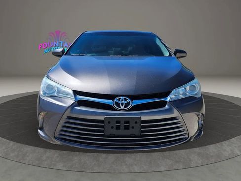 Used 2015 Toyota Camry LE image 8