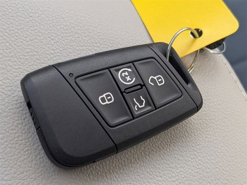 New 2026 Volkswagen Jetta SE image 40