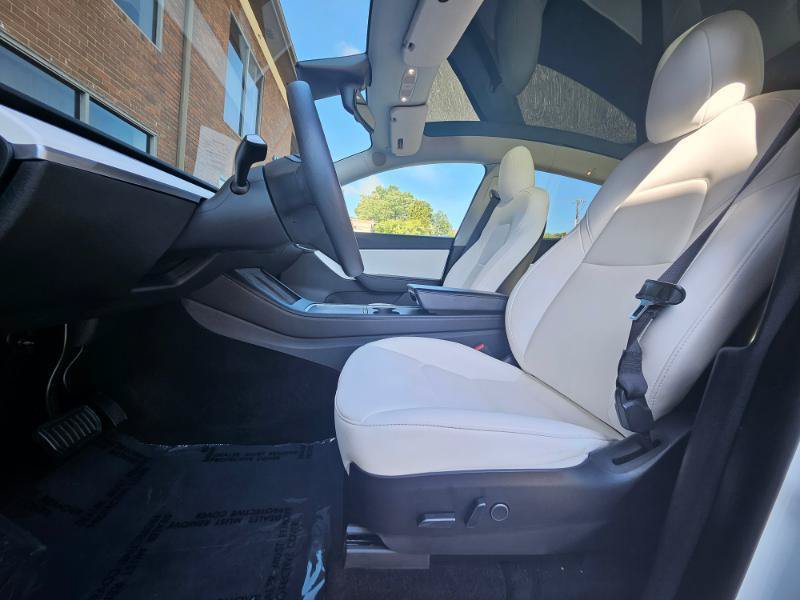 Used 2021 Tesla Model Y Long Range AWD/4WD image 36