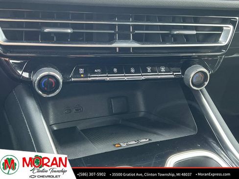 Certified 2024 Chevrolet Traverse LT w/ Midnight/Sport Edition image 23