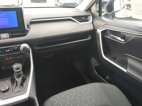 Certified 2024 Toyota RAV4 XLE AWD/4WD image 17