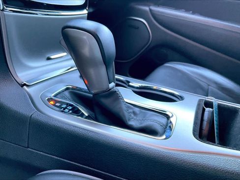 Used 2019 Jeep Grand Cherokee Overland image 14