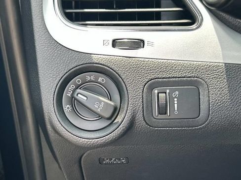 Used 2013 Dodge Journey SXT w/ Popular Equipment Group FWD image 33